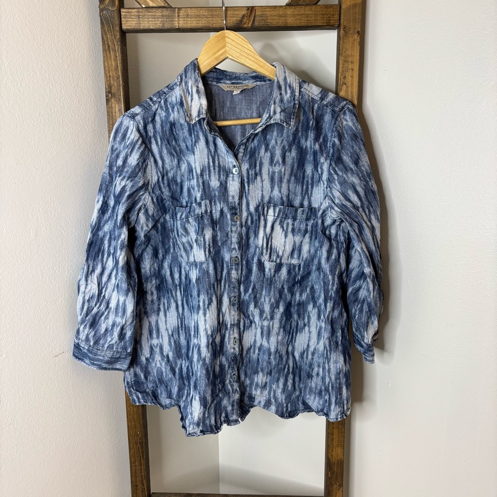 Liverpool Blue Tie-Dye Button-Up Shirt Size M